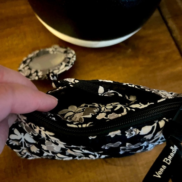 Vera Bradley Cosmetic Pouch (NWT) - Picture 7 of 9